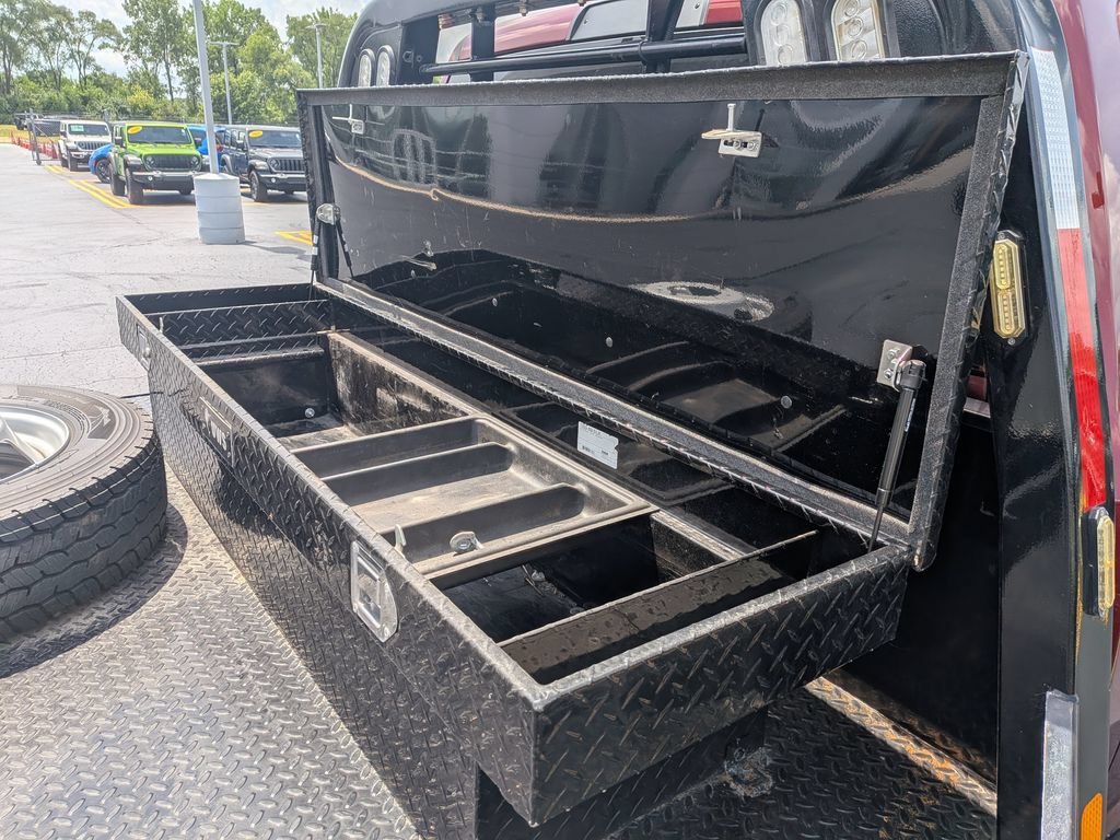 Used 2024 RAM 5500 Tradesman AWD/4WD image 9