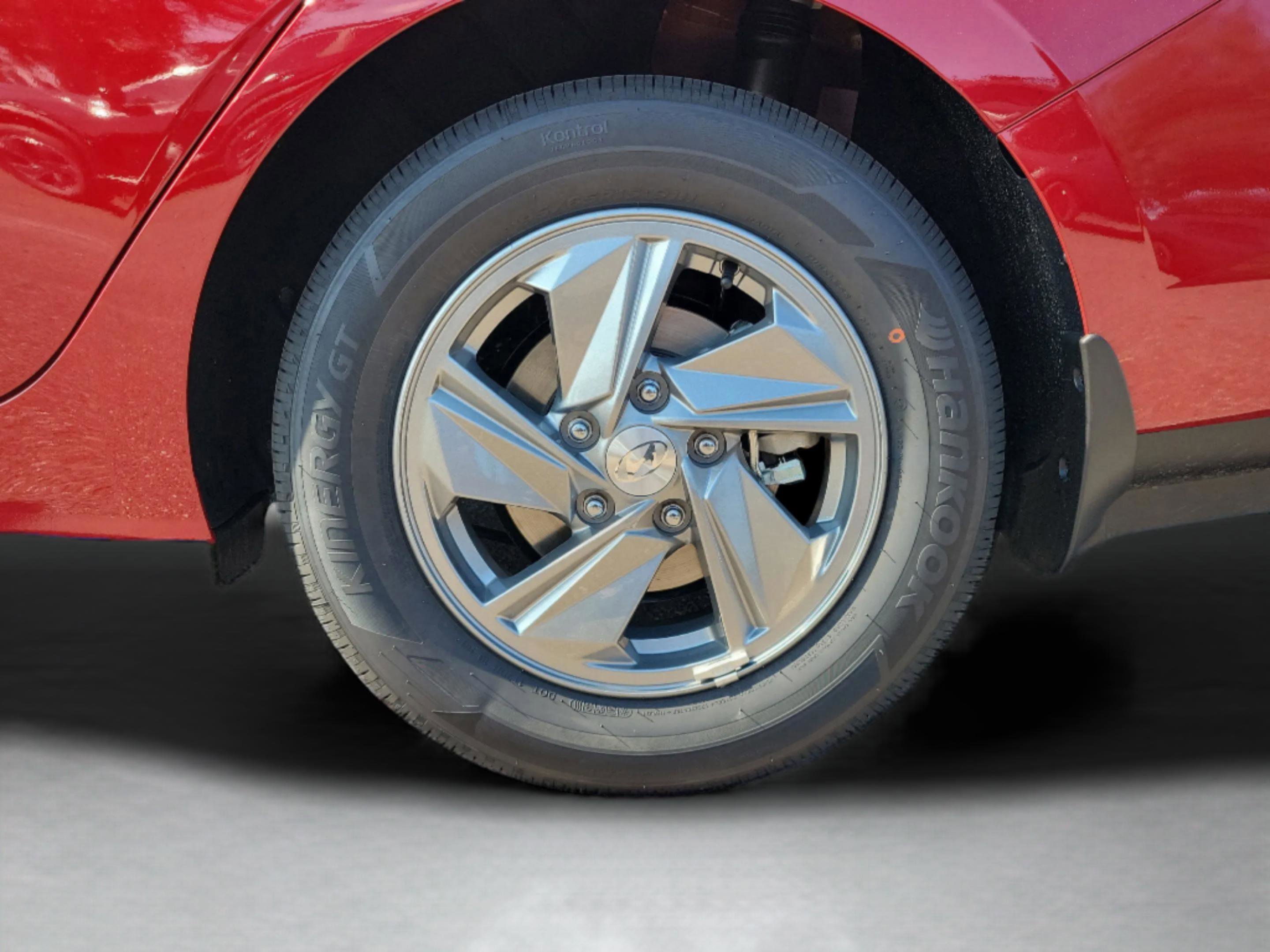 New 2026 Hyundai Elantra SE image 33