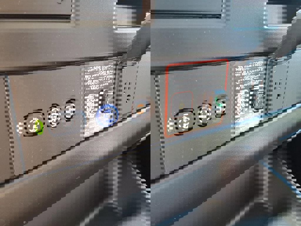 New 2026 Chevrolet Express 2500 Extended w/ Driver Convenience Package RWD image 21