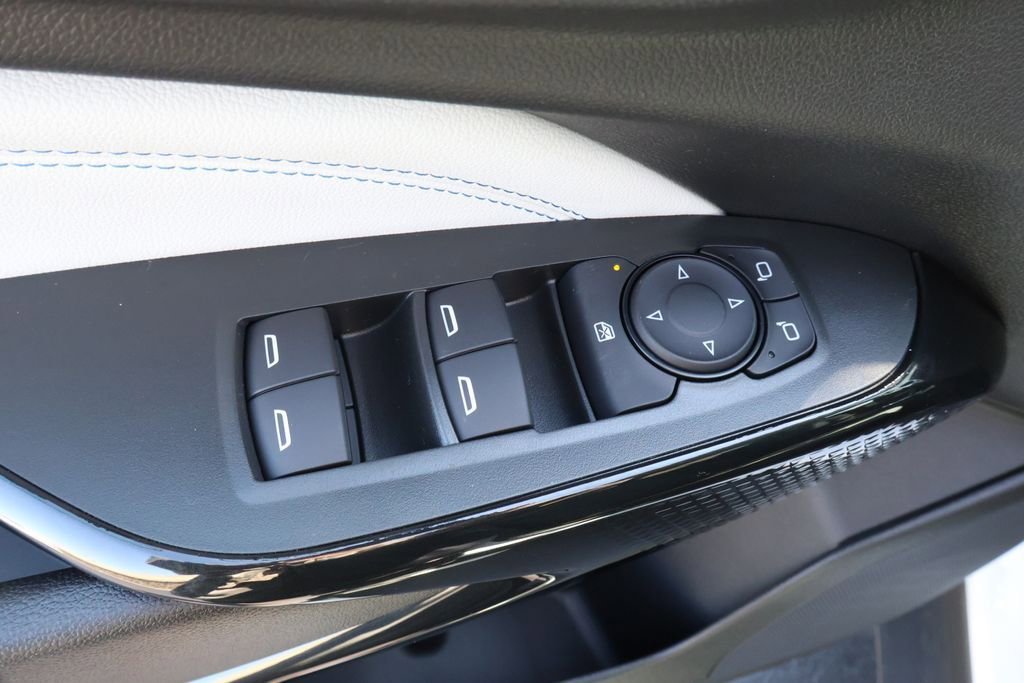 New 2026 Chevrolet Trax LT w/ Driver Confidence Package FWD image 17