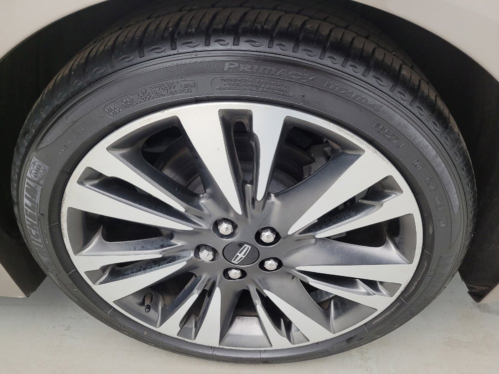 Used 2018 Lincoln MKZ Reserve w/ Technology Package FWD image 31