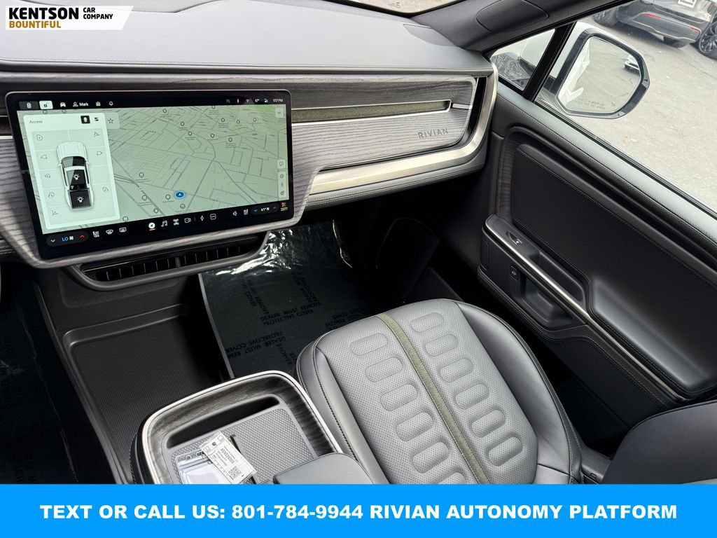 Used 2025 Rivian R1T Adventure image 23