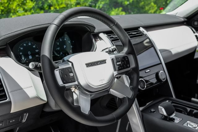 New 2026 Land Rover Discovery Dynamic SE AWD/4WD image 22