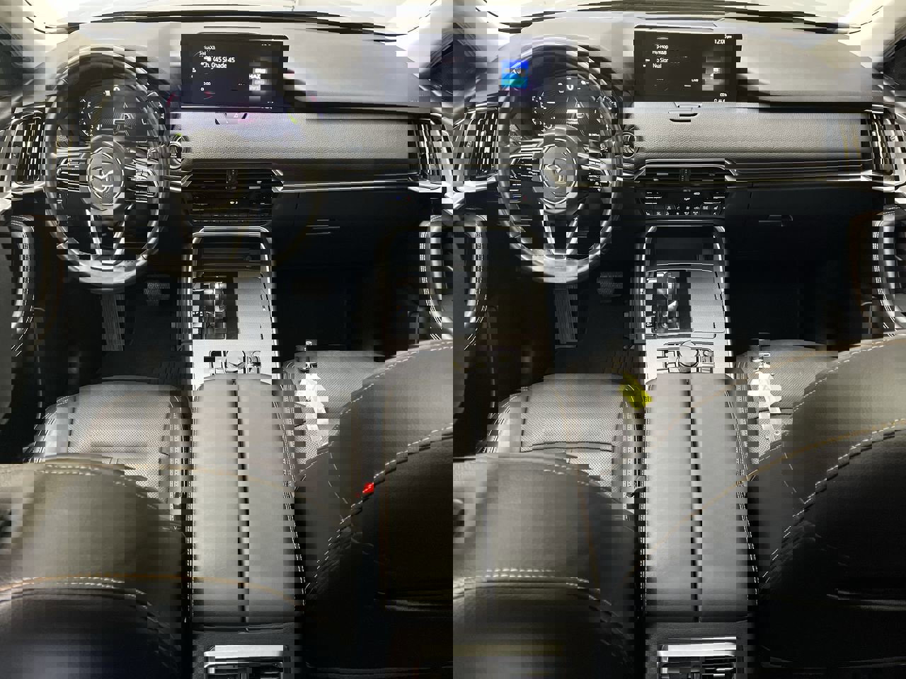 Certified 2025 MAZDA CX-90 3.3 Turbo w/ Premium Sport Pkg image 4