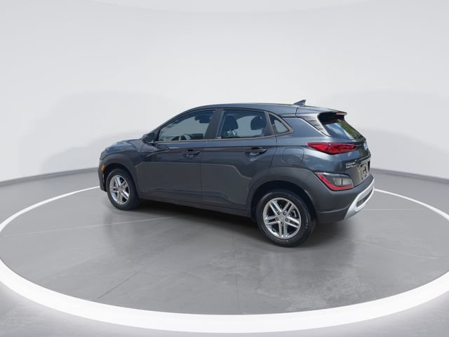 Used 2022 Hyundai Kona SE w/ Cargo Package FWD image 6