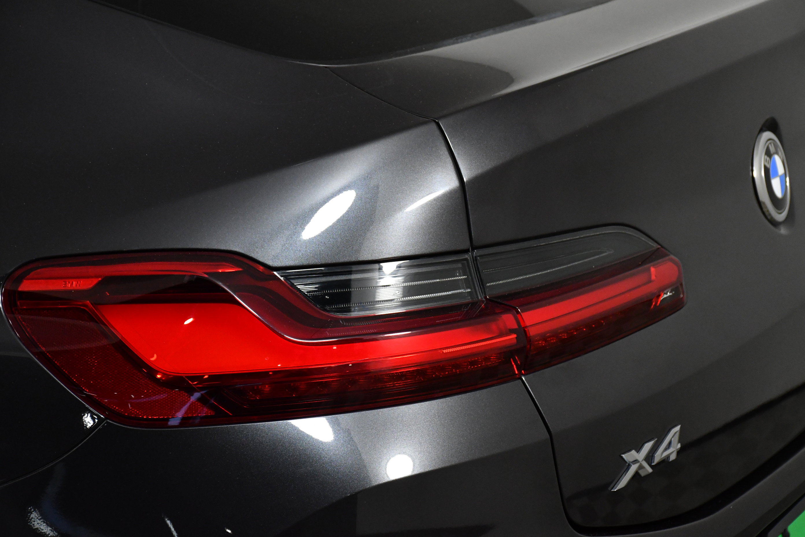 Used 2025 BMW X4 xDrive30i image 34