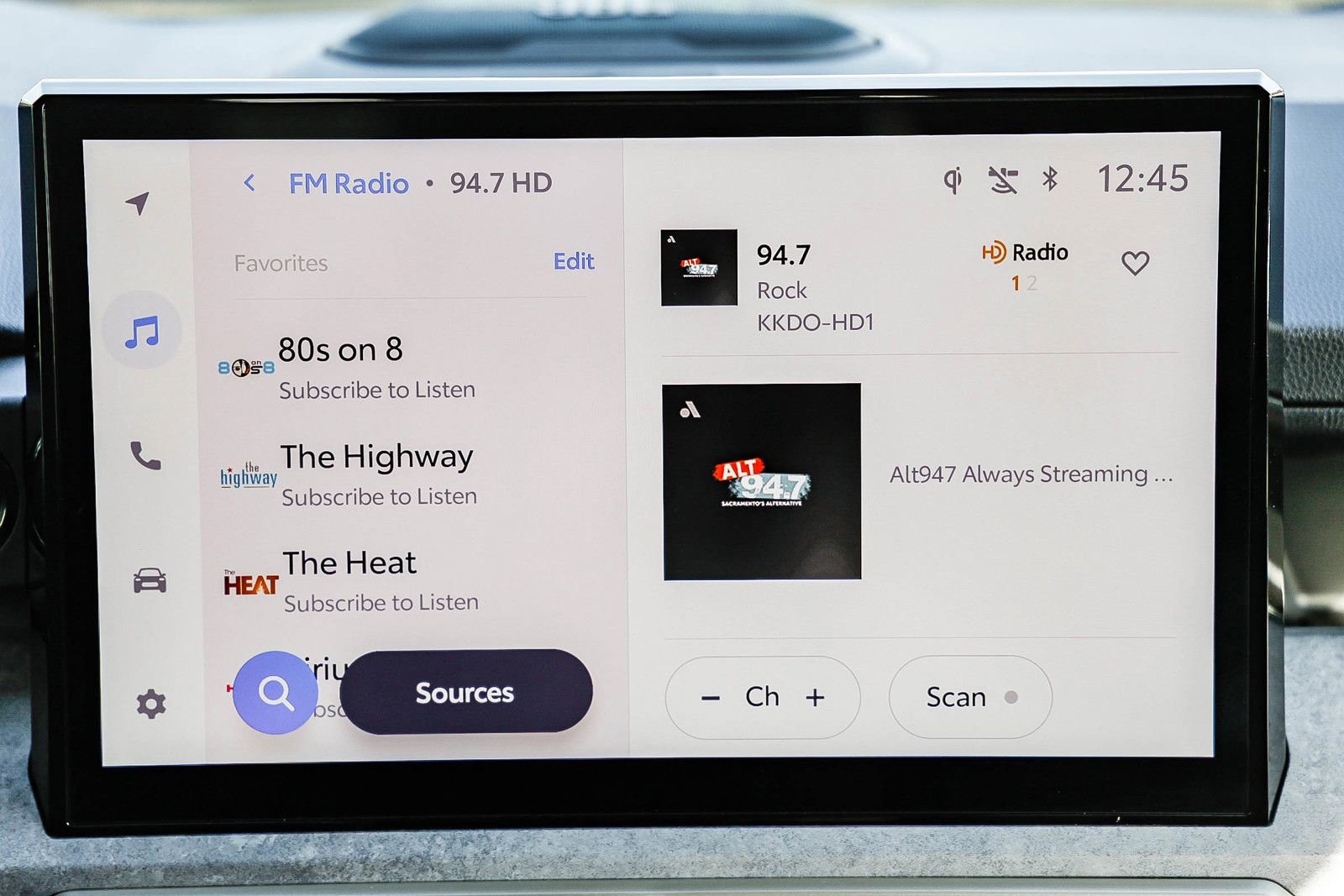 Used 2025 Toyota Tacoma Trailhunter image 13