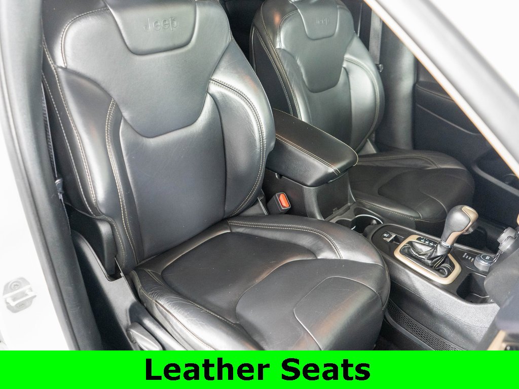 Used 2018 Jeep Cherokee Limited image 7