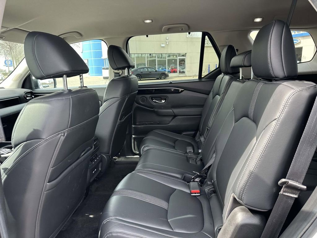 Certified 2023 Honda Pilot EX-L image 9