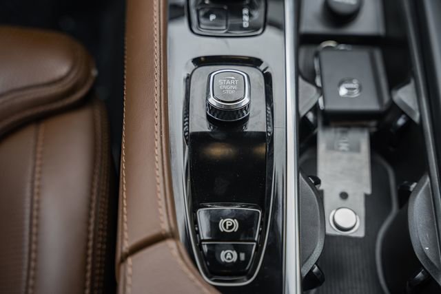 Used 2023 Volvo XC90 B6 Ultimate w/ Lounge Package image 26