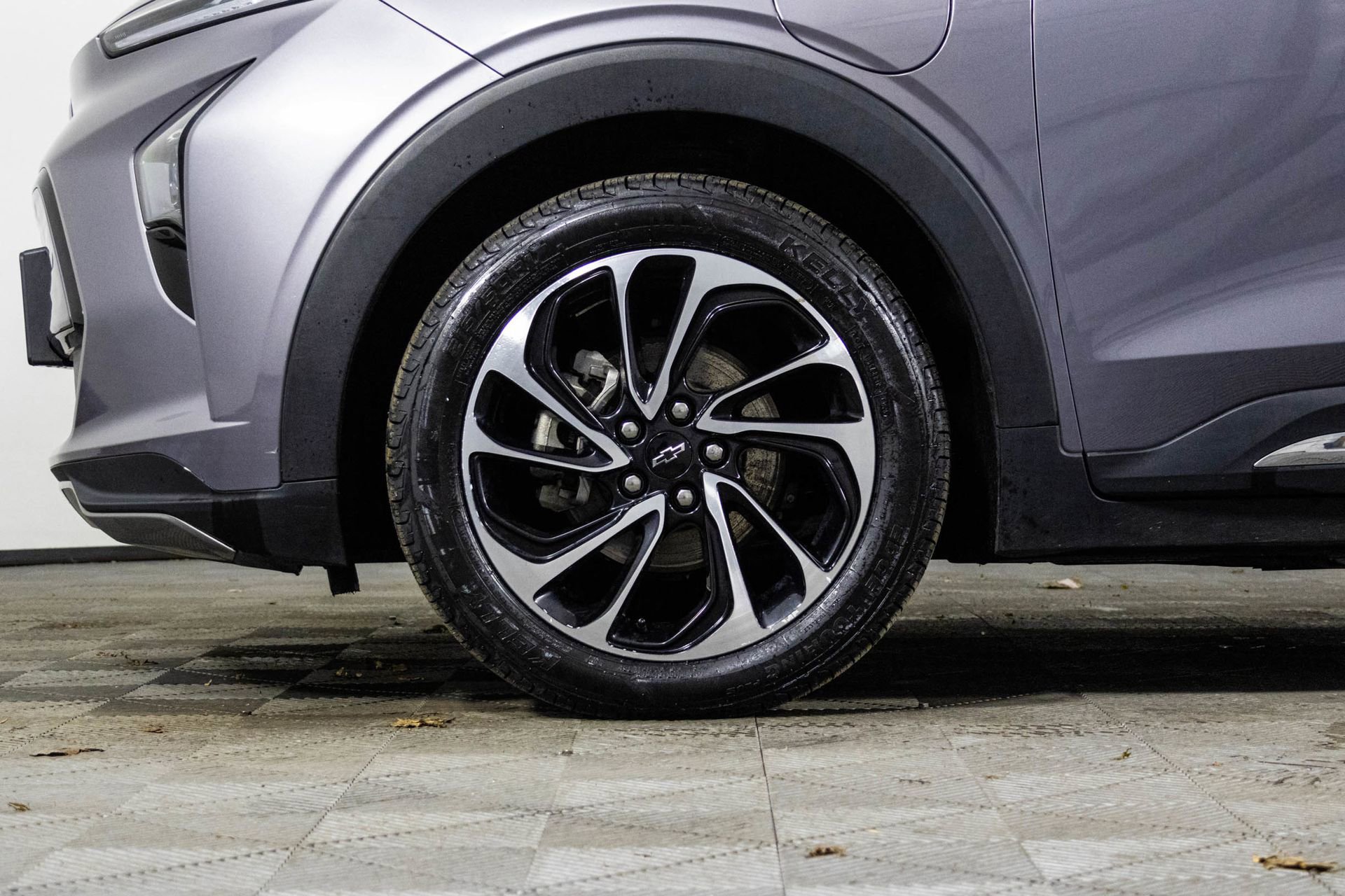 Used 2022 Chevrolet Bolt EUV Premier w/ Sun & Sound Package image 45