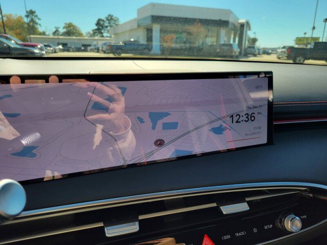 Used 2026 Genesis GV70 3.5T Sport Prestige image 21