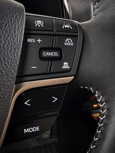 Used 2026 Toyota Camry SE FWD image 31