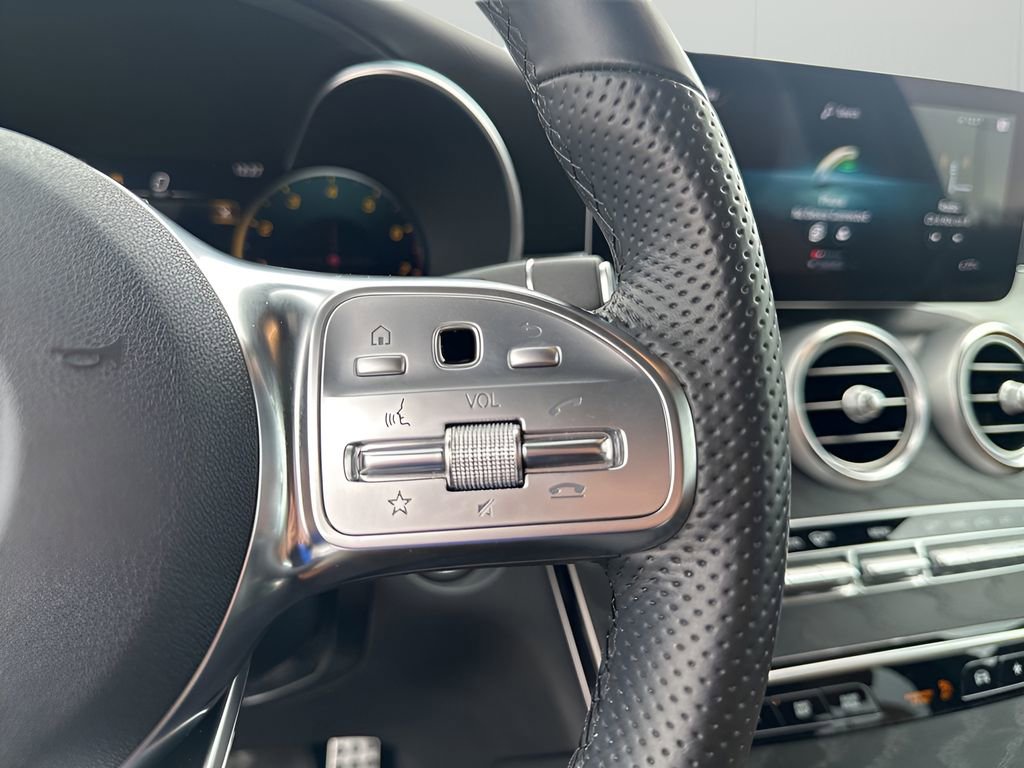 Used 2022 Mercedes-Benz GLC 300 image 32