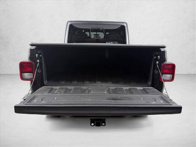 Used 2023 Jeep Gladiator Sport AWD/4WD image 18