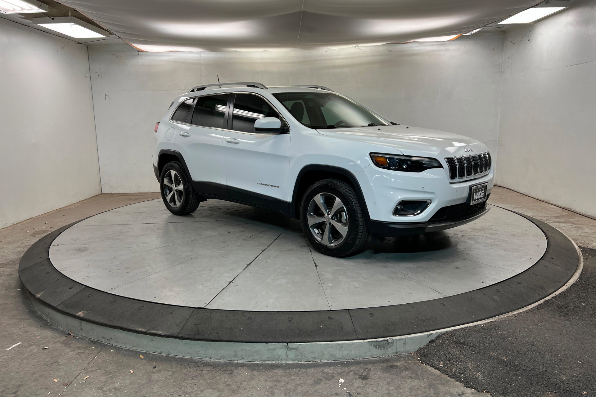 Used 2021 Jeep Cherokee Limited image 7