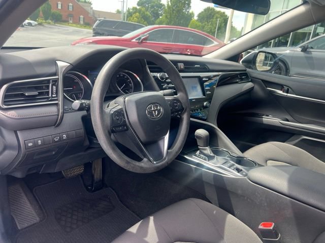 Used 2020 Toyota Camry LE FWD image 14