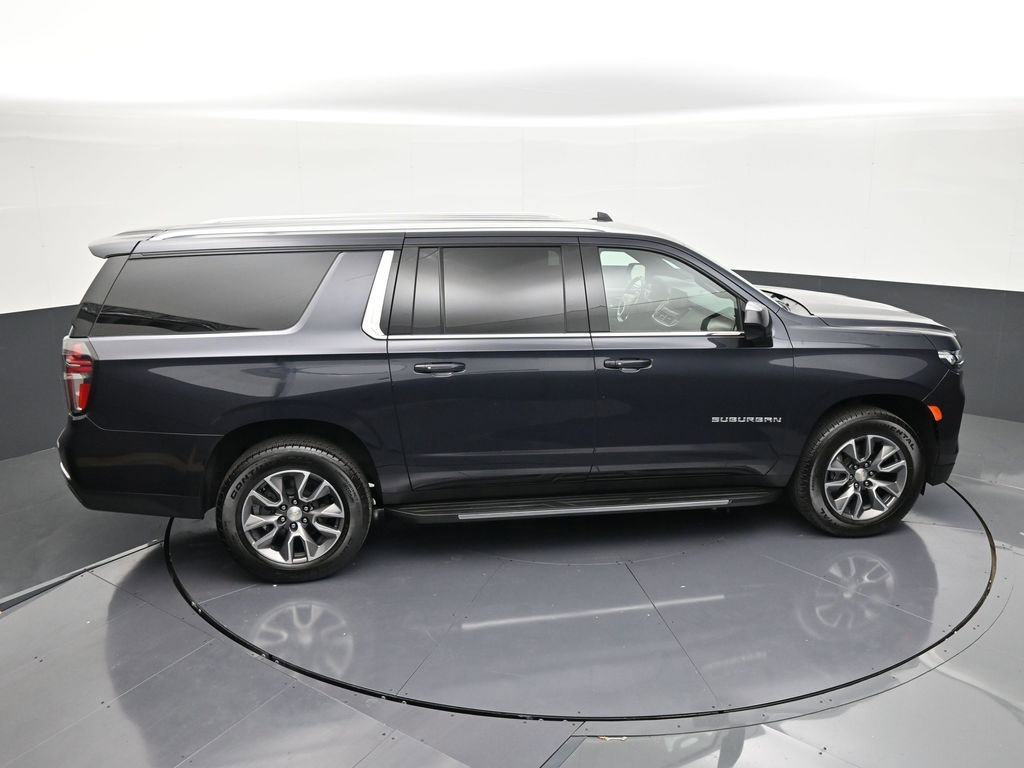Used 2023 Chevrolet Suburban LS image 17