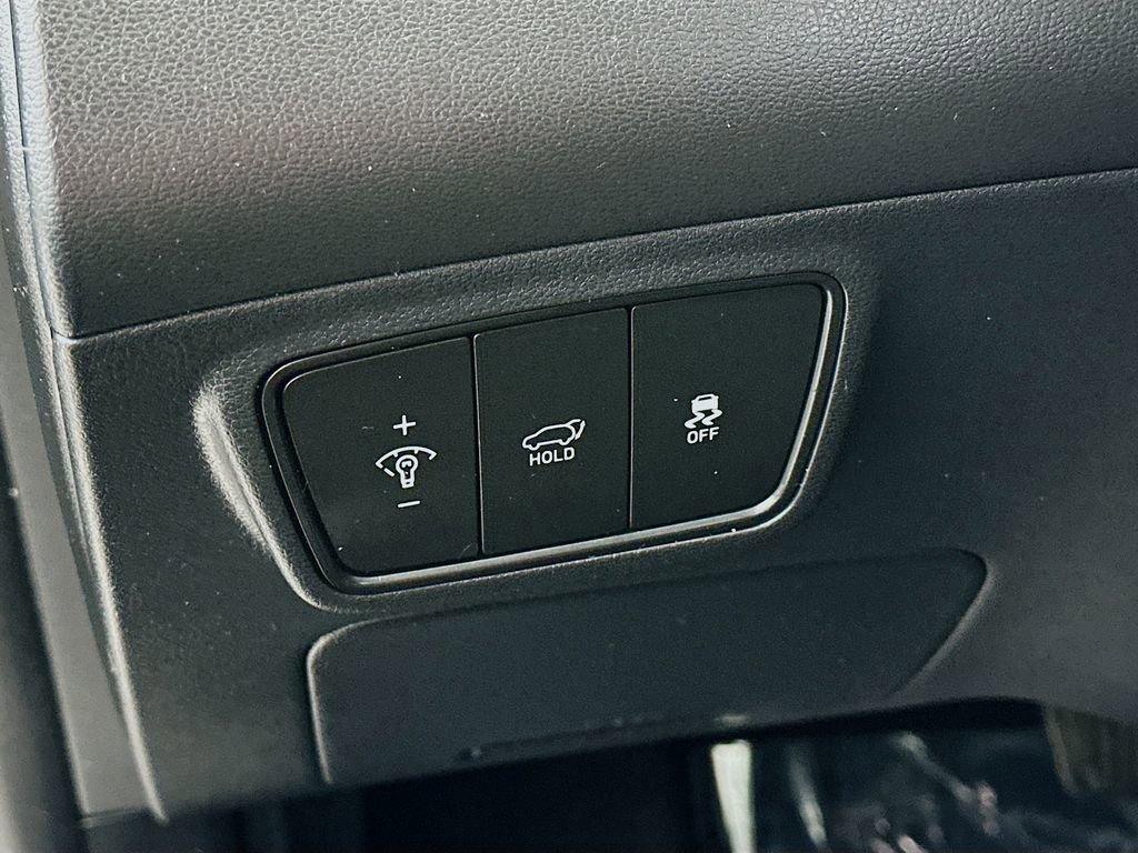 Used 2024 Hyundai Tucson Limited image 16