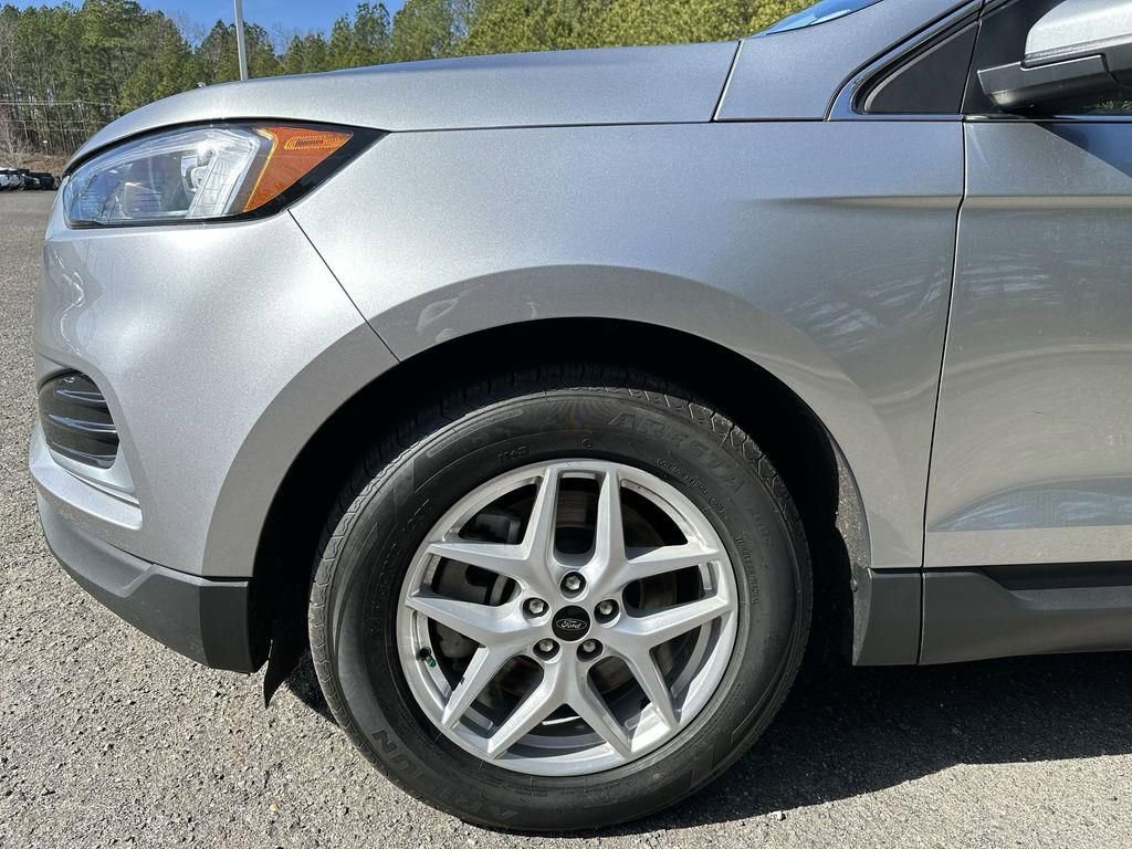 Used 2024 Ford Edge SEL AWD/4WD image 19