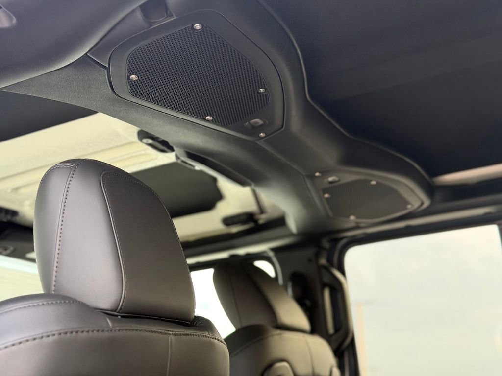 New 2026 Jeep Gladiator Rubicon image 14