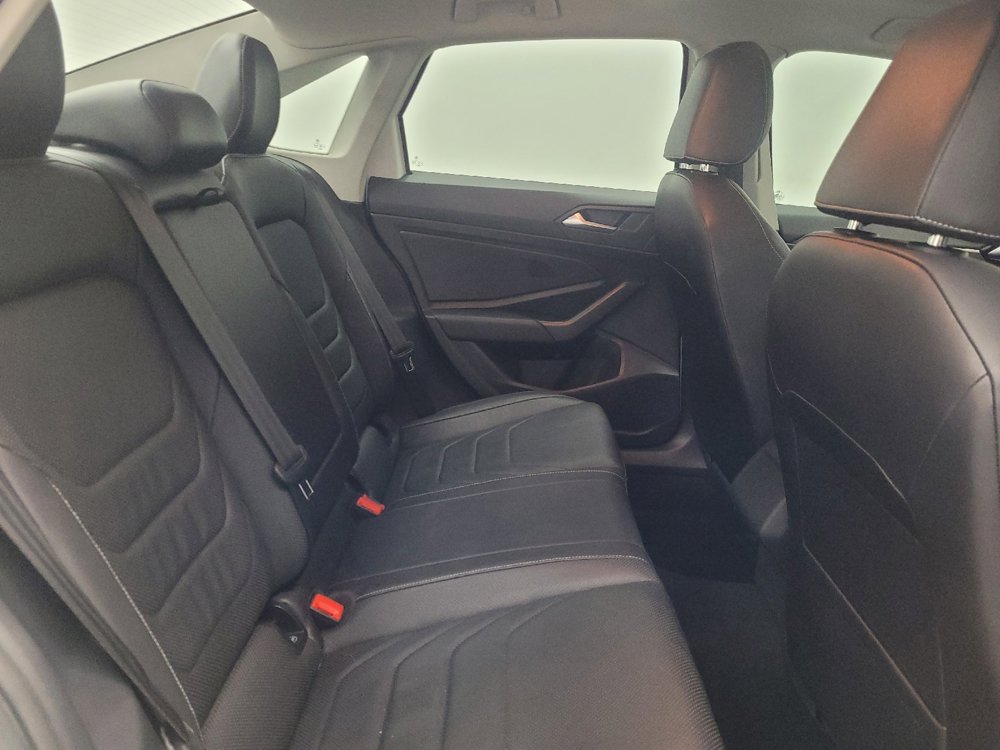 Used 2019 Volkswagen Jetta SEL Premium FWD image 19