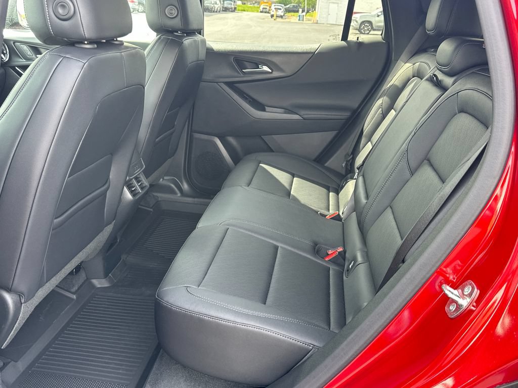 New 2026 Chevrolet Equinox LT w/ Convenience Package II FWD image 14
