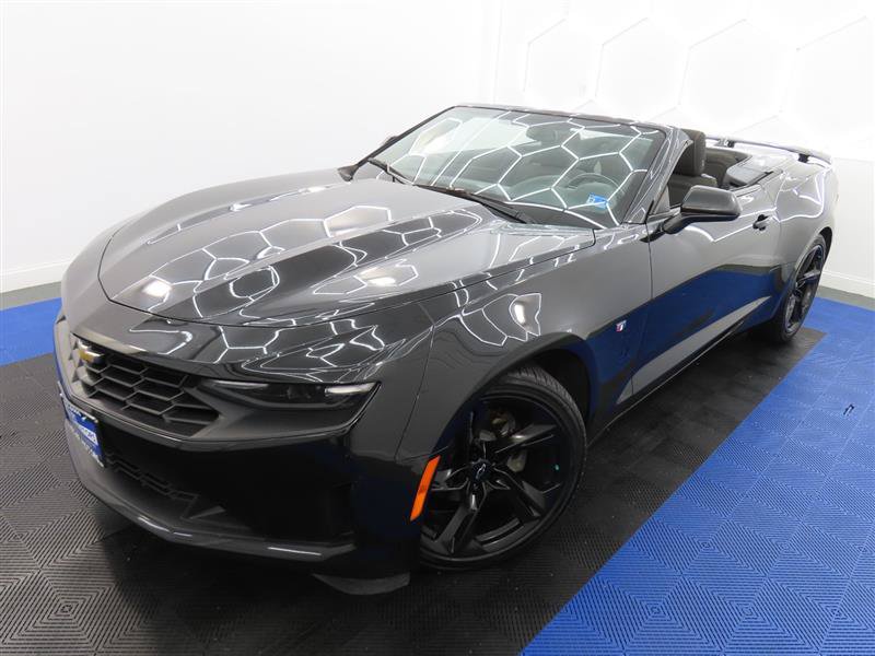Used 2023 Chevrolet Camaro LT RWD image 5