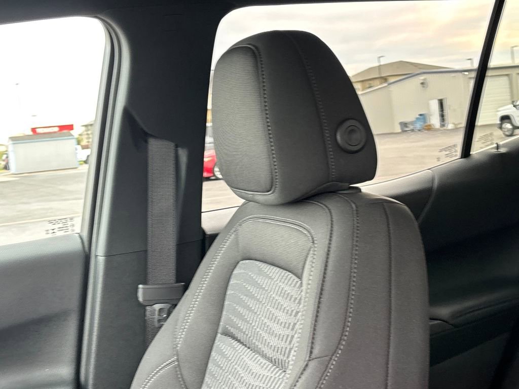 Used 2026 Chevrolet Equinox LT image 13