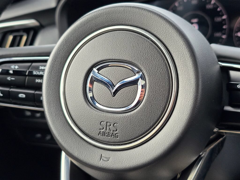 Certified 2025 MAZDA CX-70 Plug-In Hybrid w/ Premium Plus AWD/4WD image 22