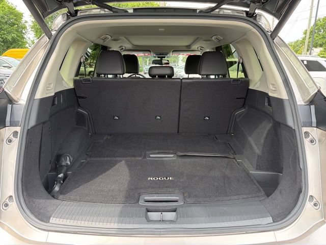 Used 2026 Nissan Rogue Platinum w/ Platinum Premium Package AWD/4WD image 7