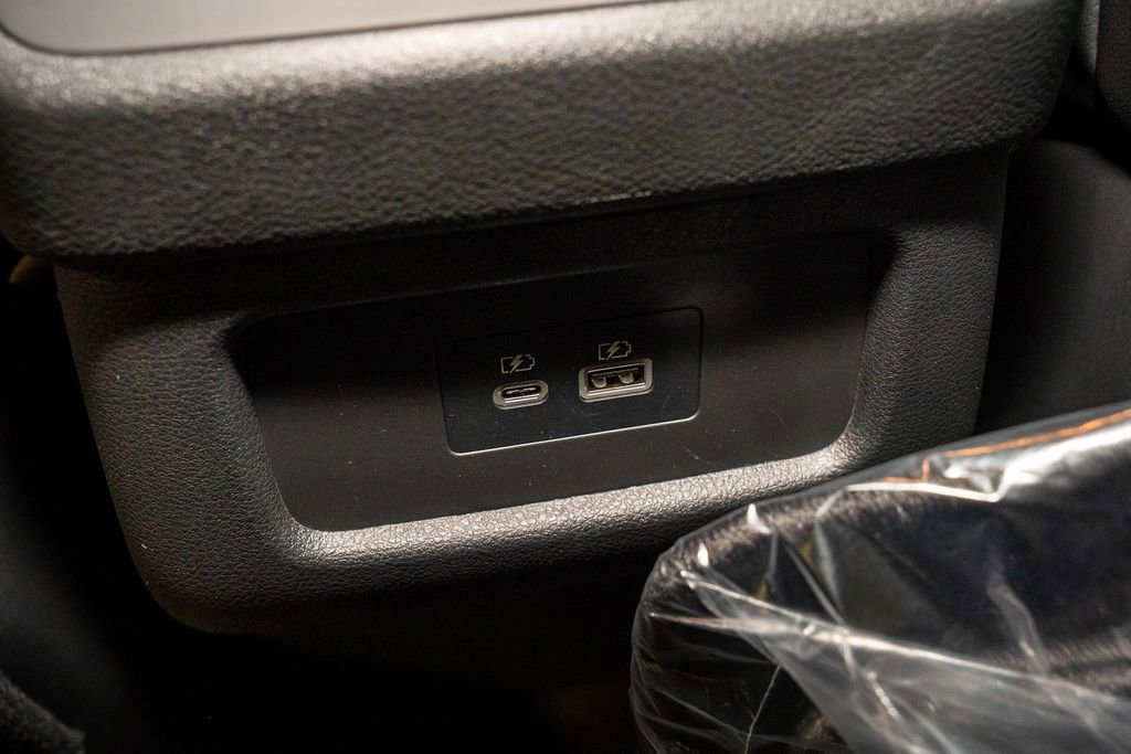 New 2025 Nissan Pathfinder SL image 18