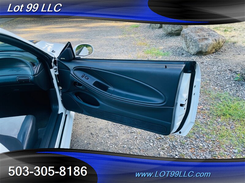 Used 2000 Ford Mustang GT RWD image 29
