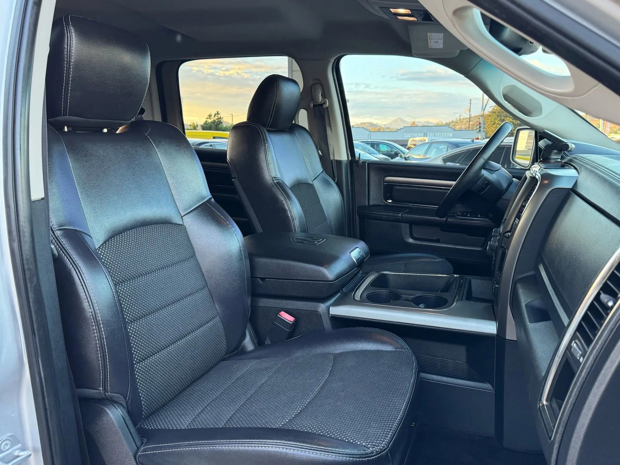 Used 2016 RAM 1500 Sport RWD image 31