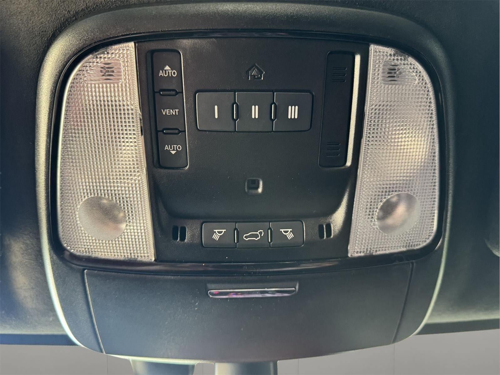 Used 2024 Dodge Durango R/T AWD/4WD image 29
