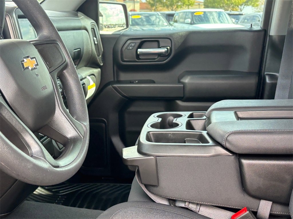 Certified 2024 Chevrolet Silverado 1500 Custom image 9