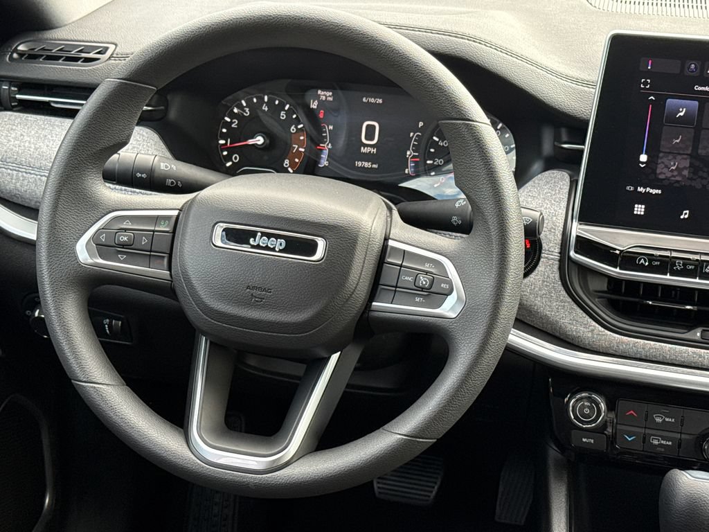 Used 2024 Jeep Compass Sport AWD/4WD image 13