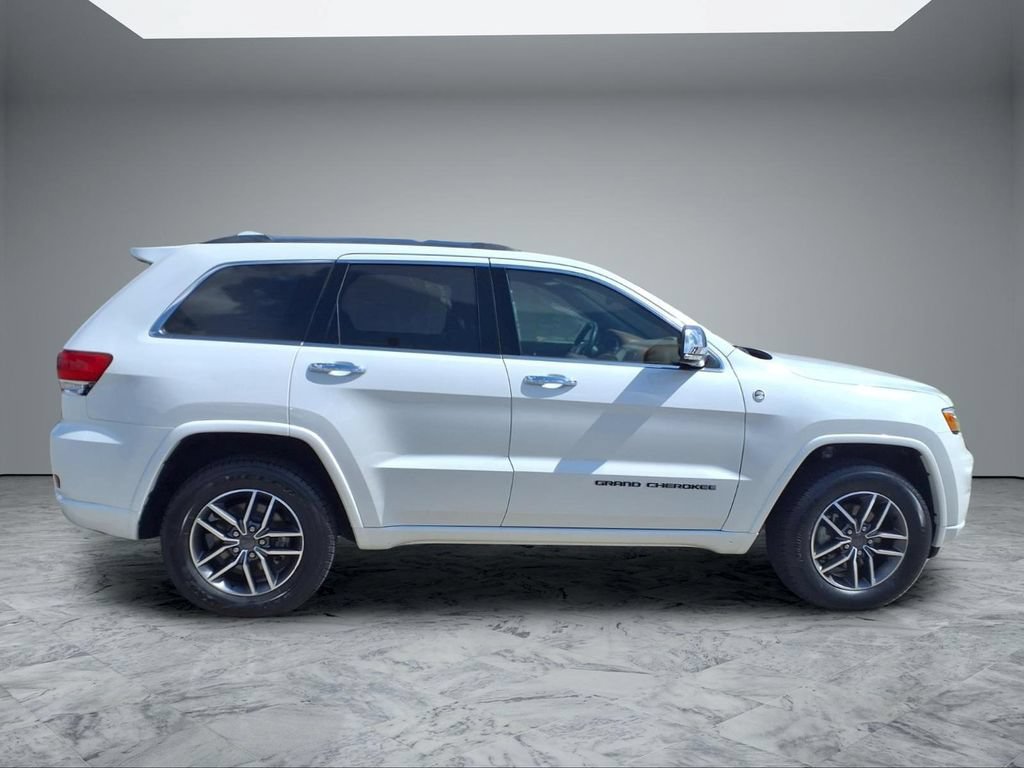 Used 2020 Jeep Grand Cherokee Overland AWD/4WD image 8