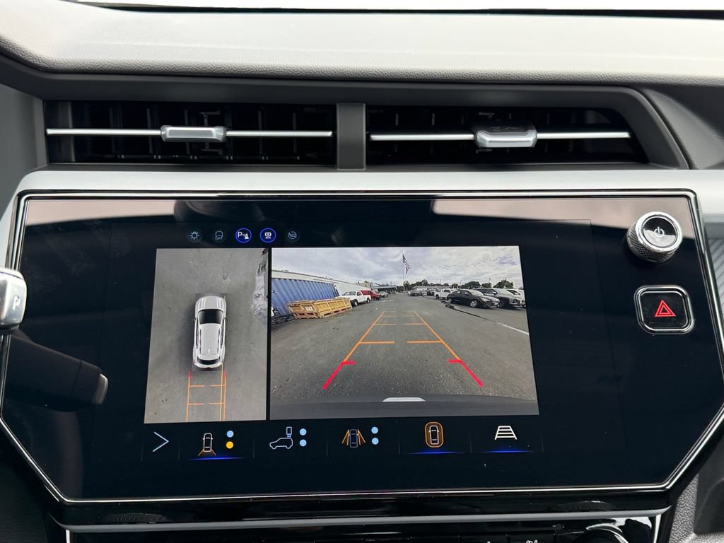 New 2027 Chevrolet Bolt RS w/ Technology Package FWD image 15
