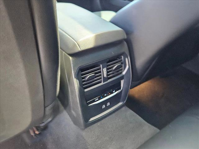 Used 2024 BMW 330e image 18