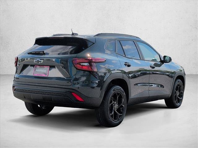 New 2026 Chevrolet Trax LT w/ Driver Confidence Package FWD image 2