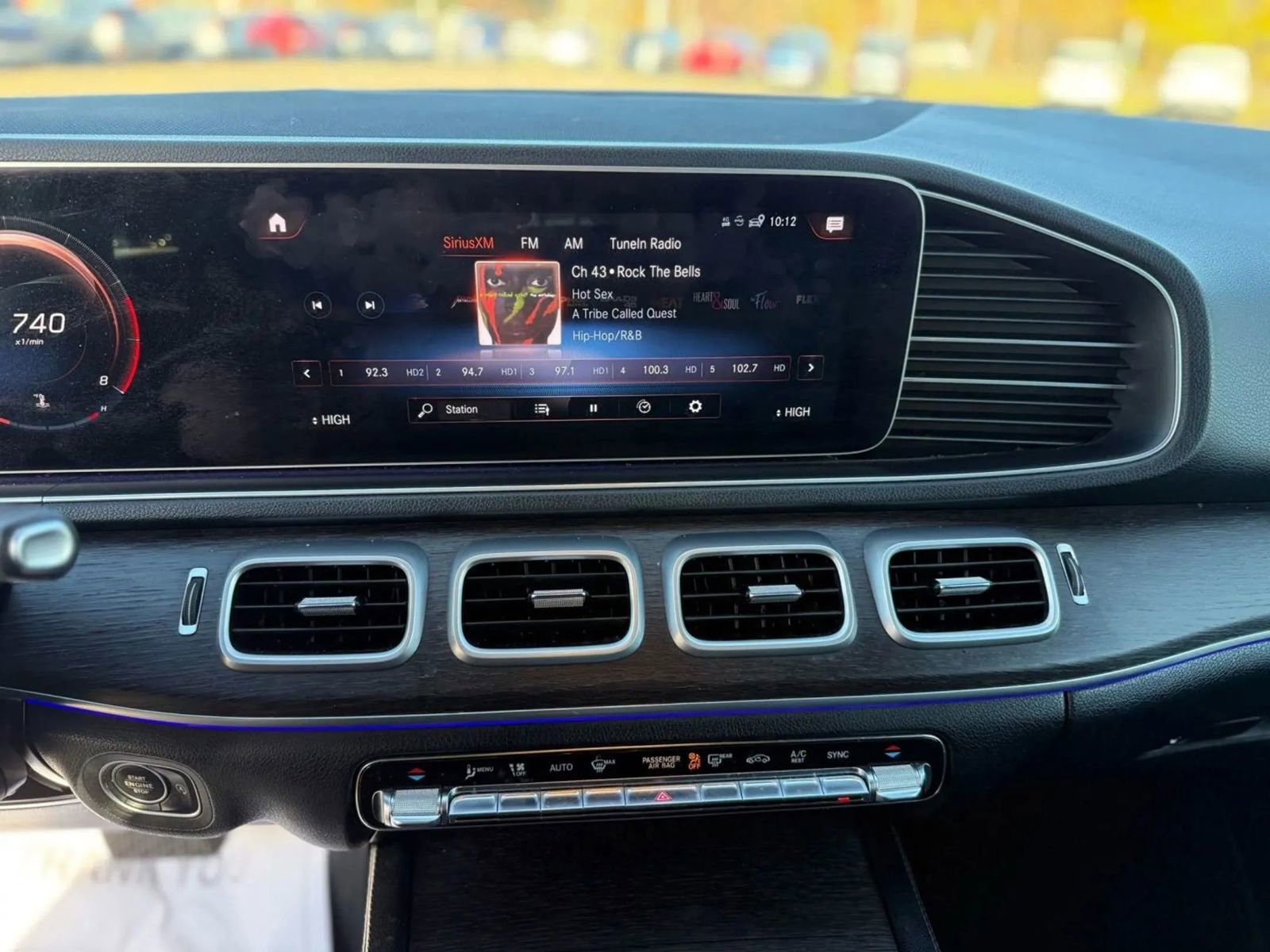 Used 2020 Mercedes-Benz GLE 350 4MATIC image 40