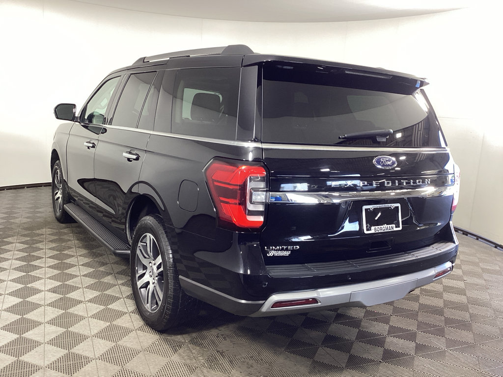 Used 2024 Ford Expedition Limited AWD/4WD image 4