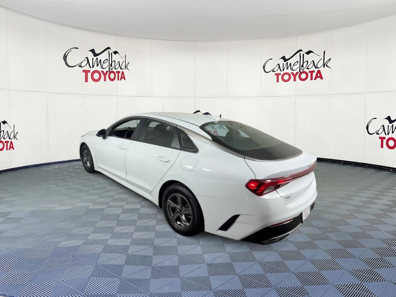 Used 2022 Kia K5 LXS FWD image 9