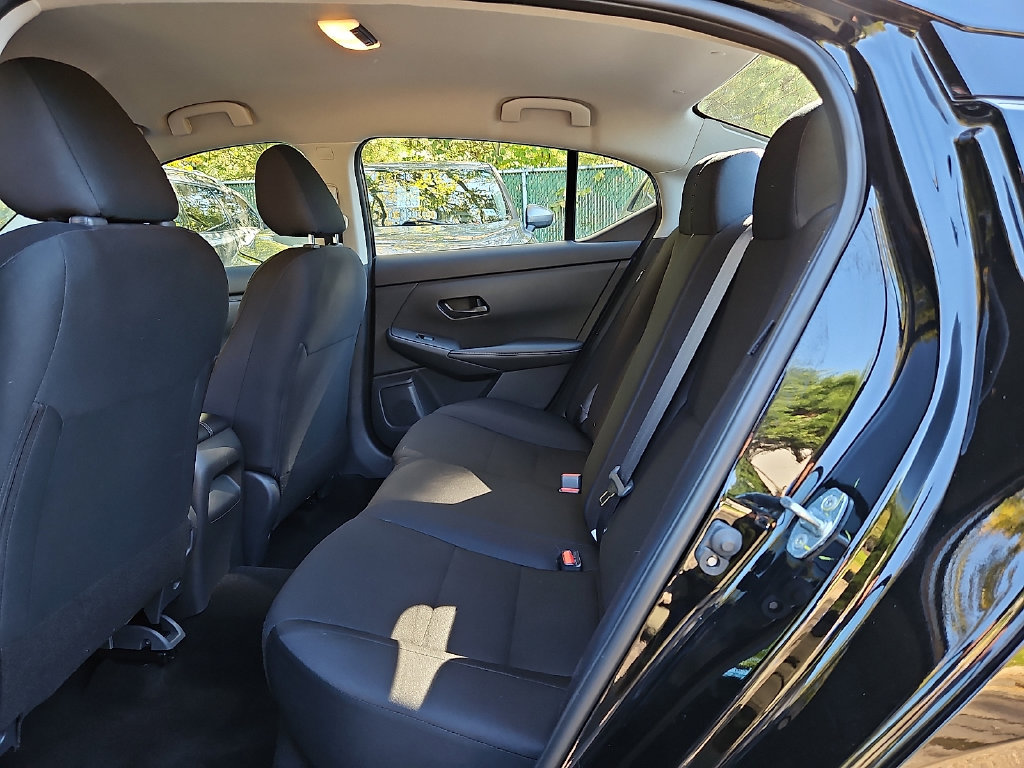 Used 2024 Nissan Sentra S FWD image 12