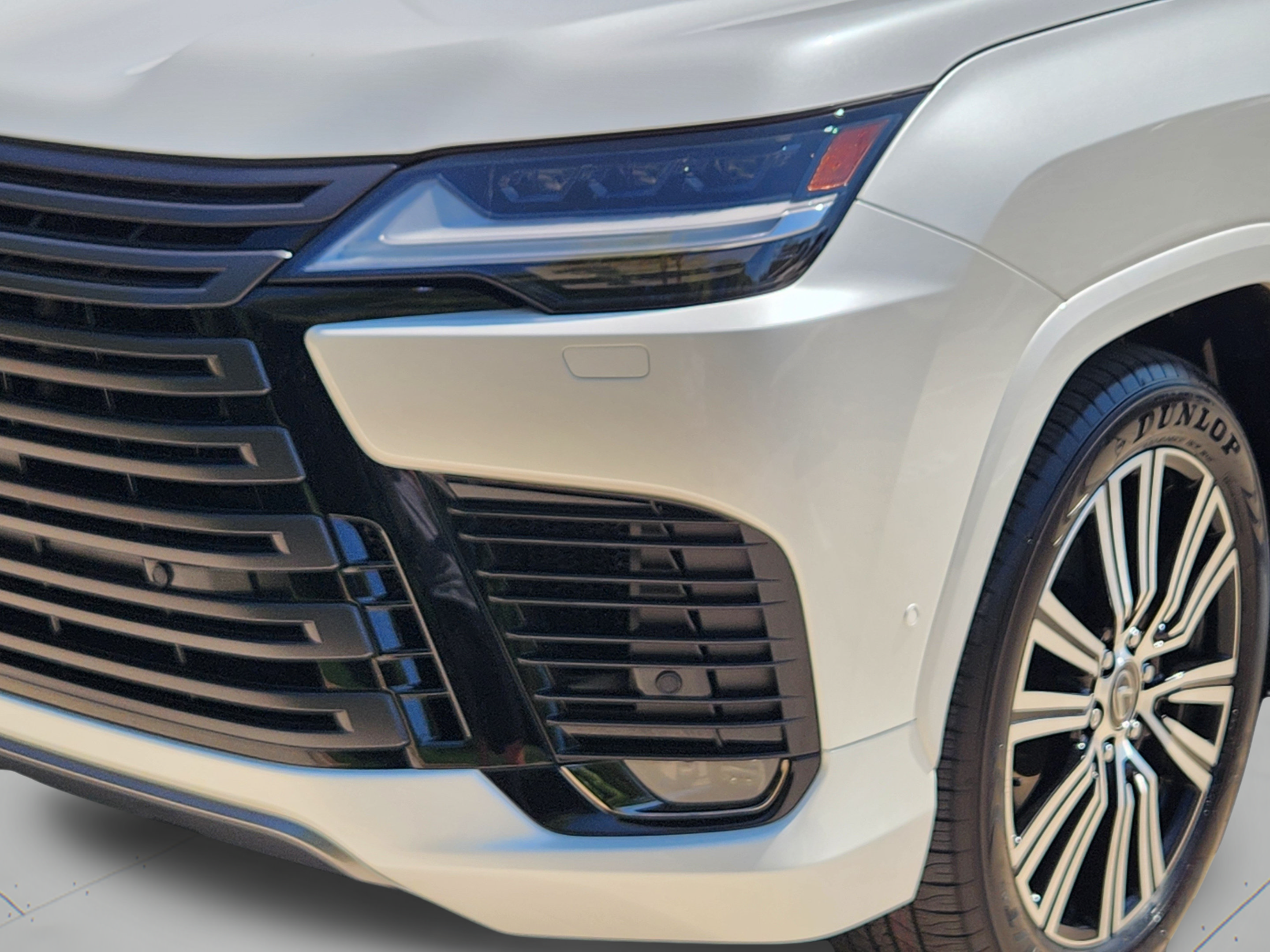 New 2026 Lexus LX 700h Luxury w/ Appearance Package AWD/4WD image 5