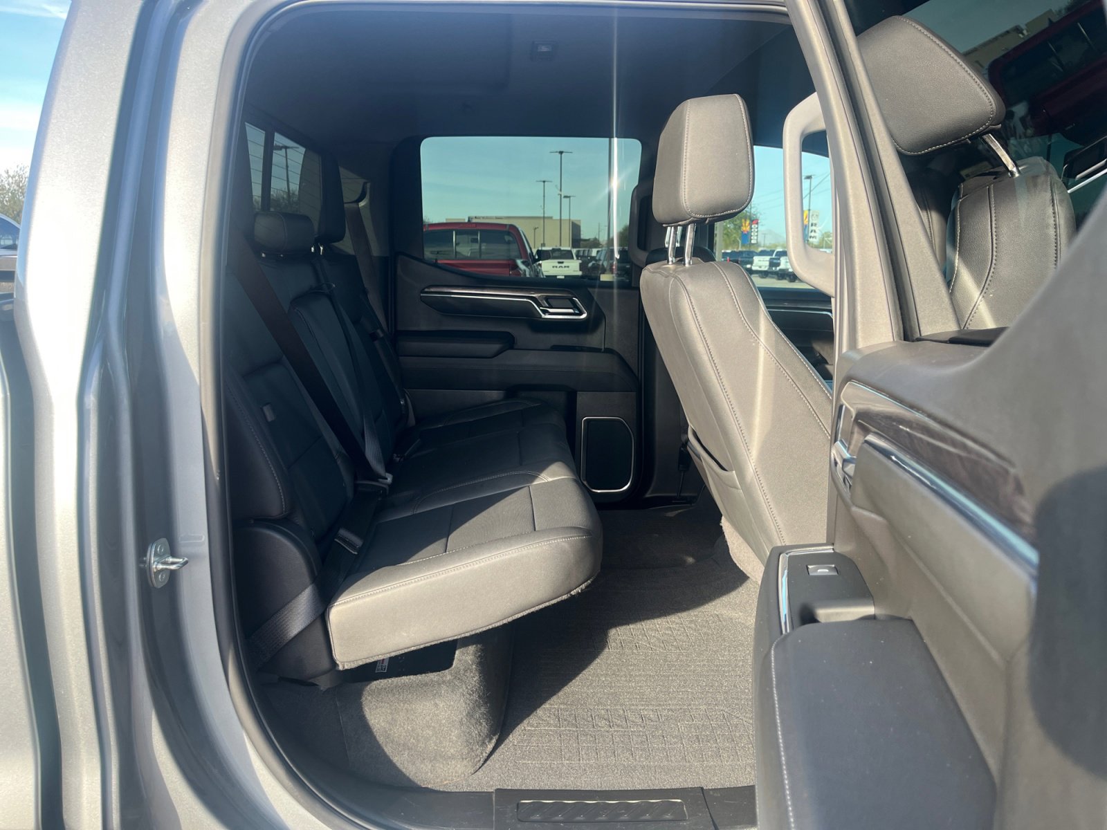 Used 2024 Chevrolet Silverado 1500 LTZ image 18