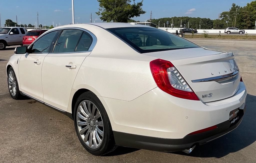 Used 2016 Lincoln MKS w/ Equipment Group 101A FWD image 3