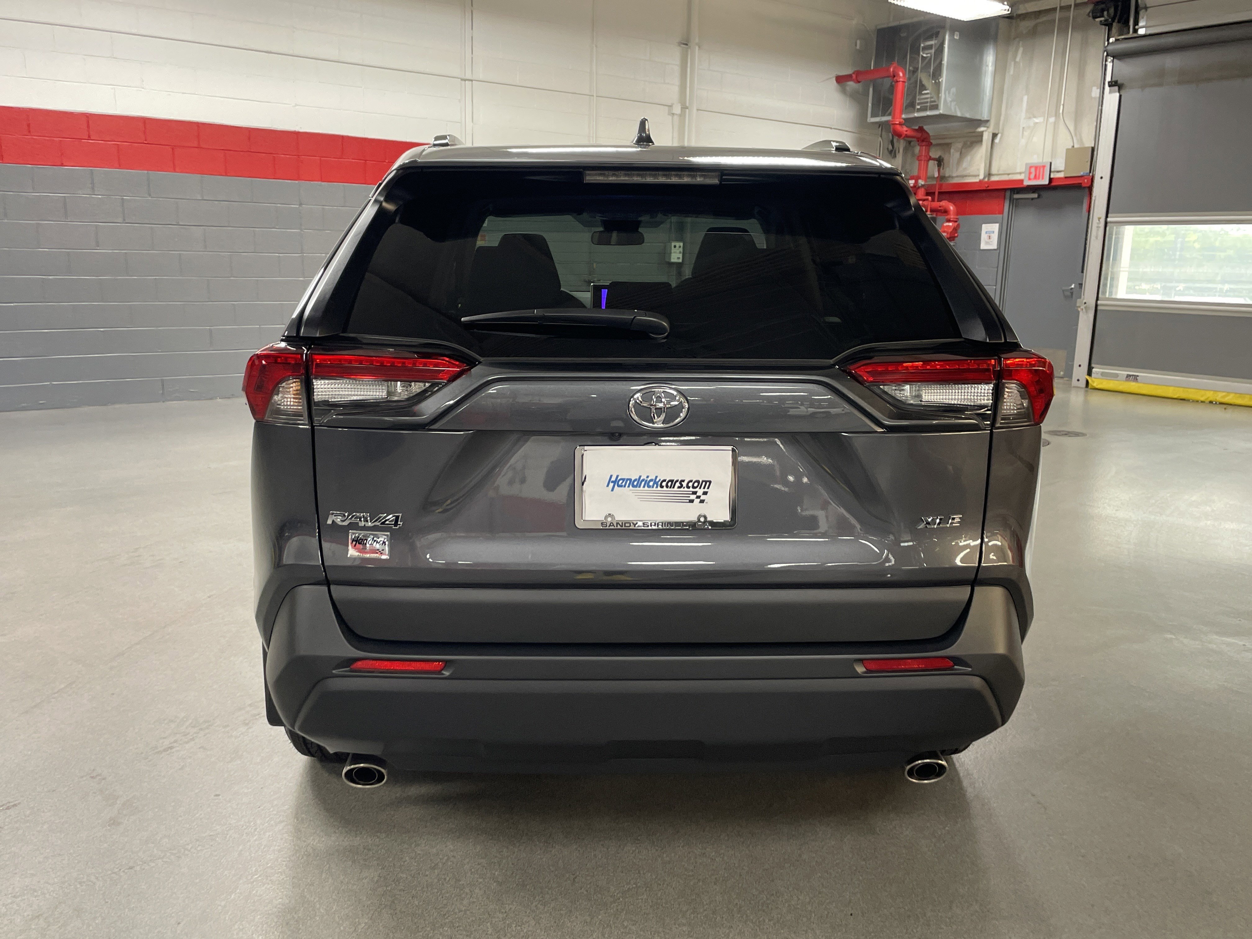 Certified 2025 Toyota RAV4 XLE w/ Convenience Package FWD image 9