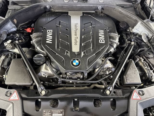Used 2013 BMW 550i Gran Turismo xDrive image 27
